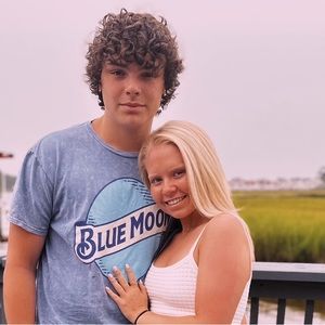 Meet your Posher, Mackenzie